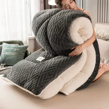 Роскошное зимнее стеганое одеяло из ягненка, утолщенное и теплое, 5 кг зимнего мягкого толстого стеганого одеяла с бархатной сердцевиной, двойное хлопчатобумажное одеяло