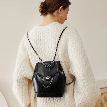 Новый женский маленький рюкзак из натуральной кожи, сумка Mochila из натуральной кожи, рюкзаки на цепочке, женский рюкзак, повседневные сумки через плечо, черный